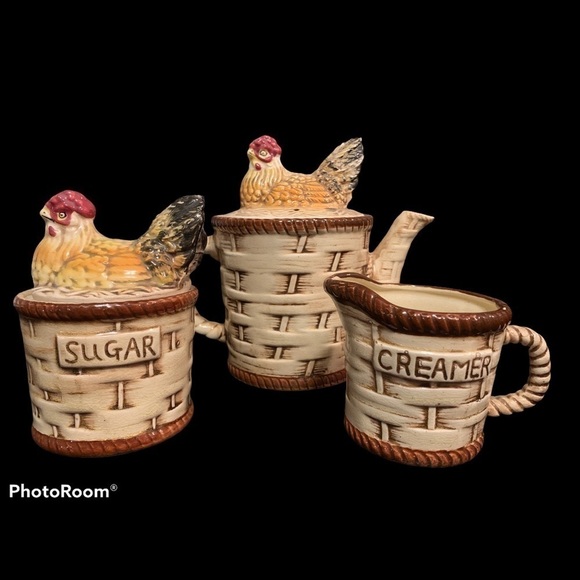 Vintage Set of 3 Tea Pot, Creamer & Sugar - Picture 1 of 9